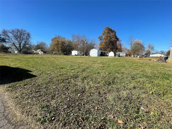 25430 S 607th Ln, Grove, OK 74344