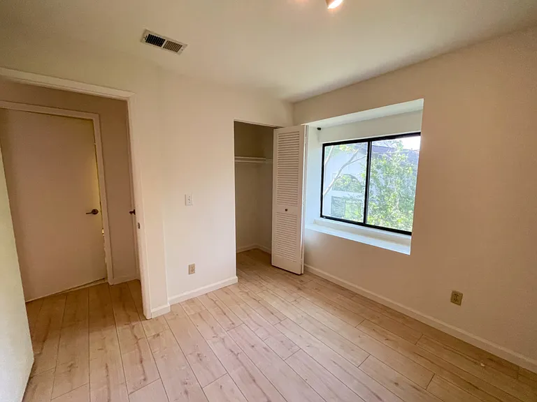 15 Picadilly Ct — Photo 13