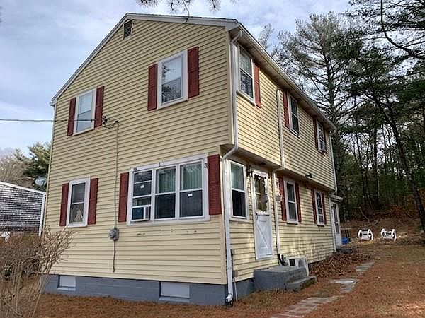 2nd image of 31 Buzzards Bay Dr