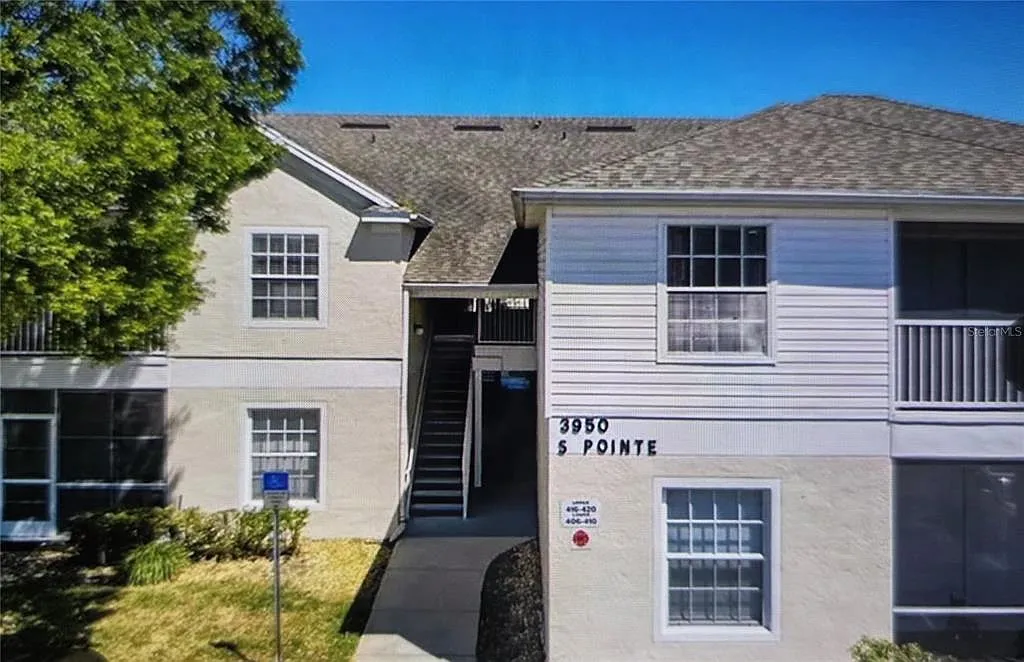 3 bed, 2.0 bath, 1226 sqft, $1,985 — Photo 2