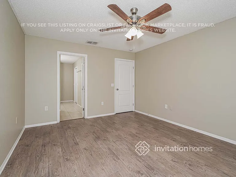 7988 Oak Run Cir — Photo 9