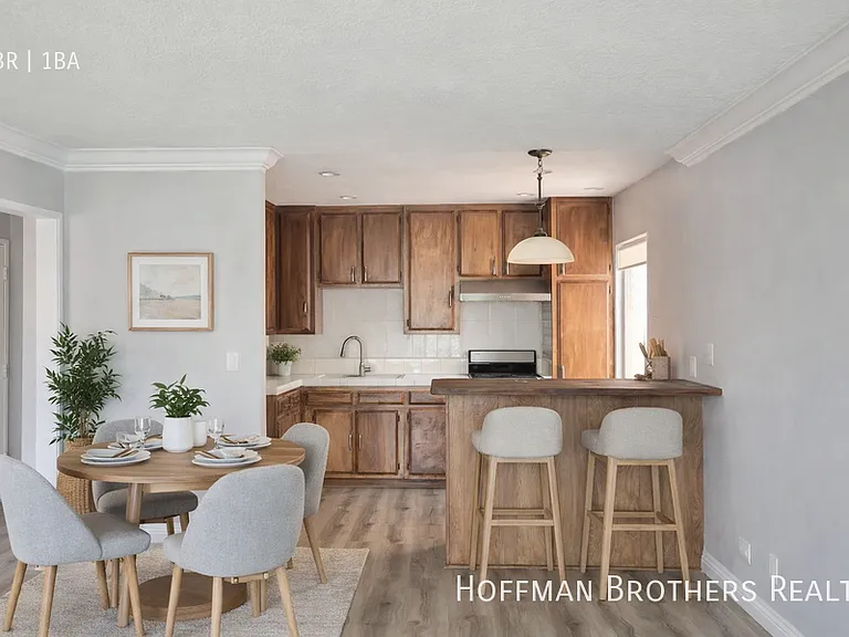 3831 Motor Ave #202 — Photo 1