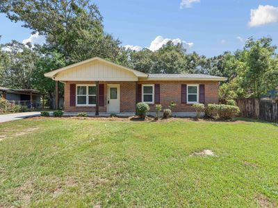 1725 E Harbor Dr, Mobile, AL, 36605