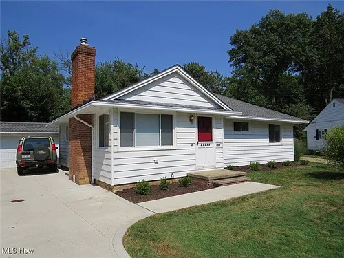 25316 Conover Dr Photo 1