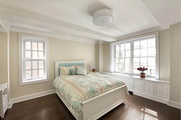 Sold by Stribling | media 15