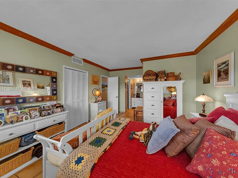 3050 NE 48th Ct #405 — Photo 26