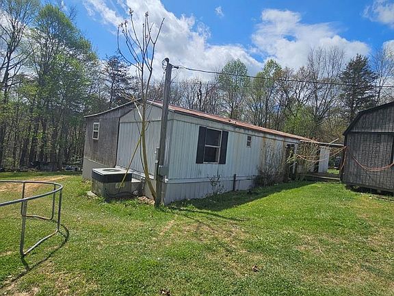 2nd image of 580 Captain Carter Rd