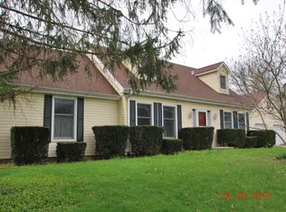 411 N Gray Rd, Connersville, IN 47331