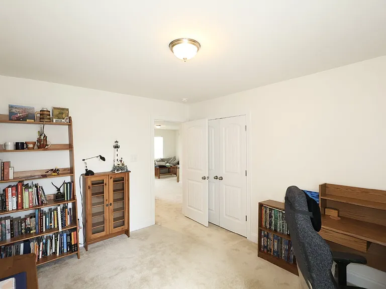 15507 Morocco Ln — Photo 36