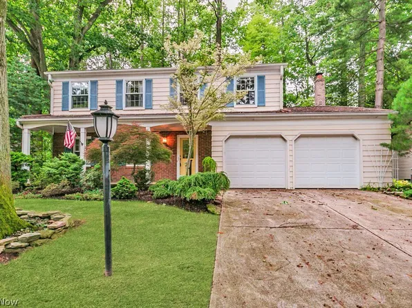 8241 Starburst Rd, Mentor, OH 44060