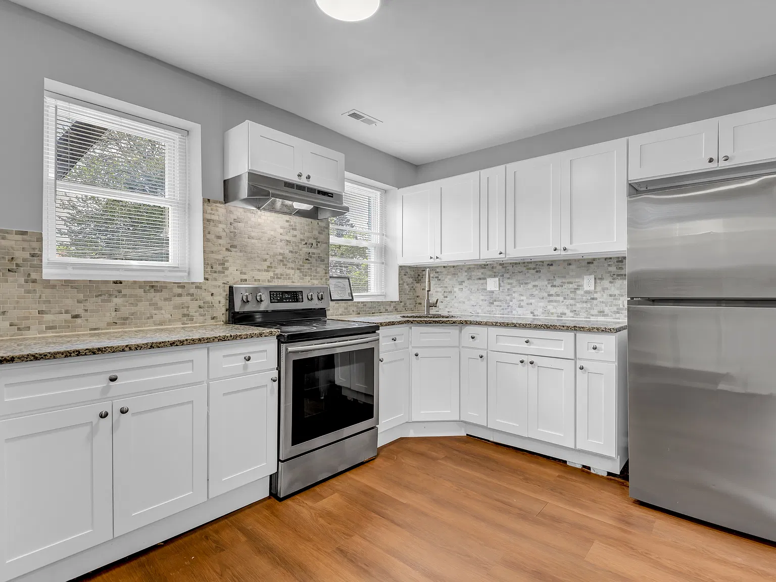 2103 Chelsea Terrace - 2 — Photo 1