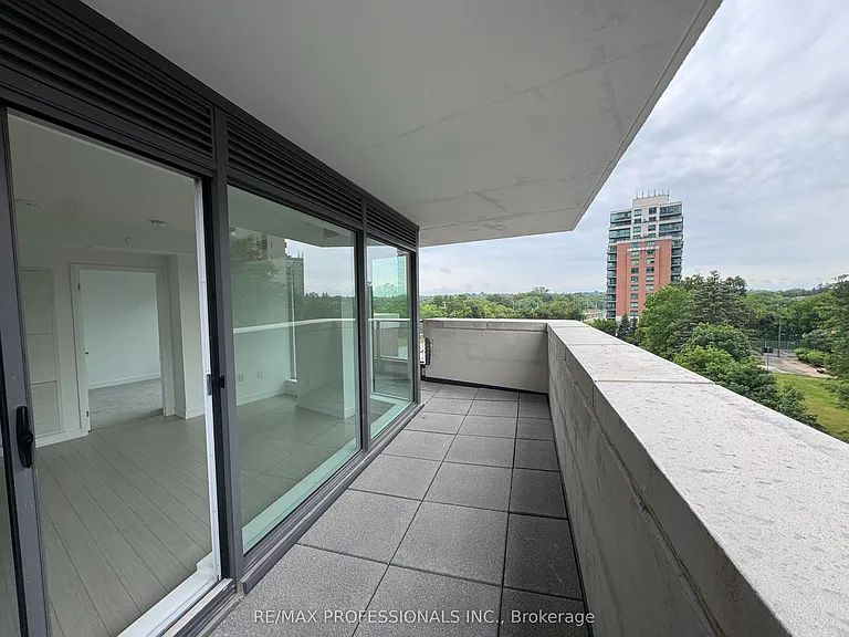 4010 Eglinton Ave W #502 — Photo 14