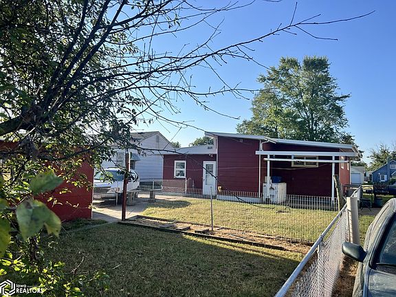 4th image of 3109 Avenue I