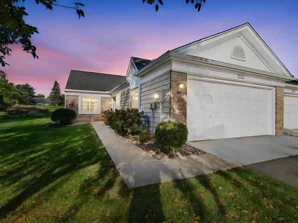 6850 Jenny Ln, Woodbury, MN 55125