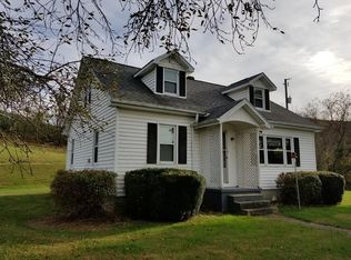 358 Summer Breeze Rd, Independence, VA 24348