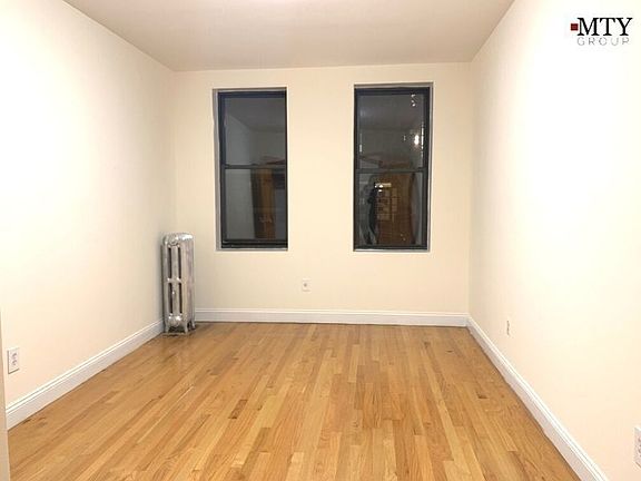 4th image of 11-24 46th Ave #4D