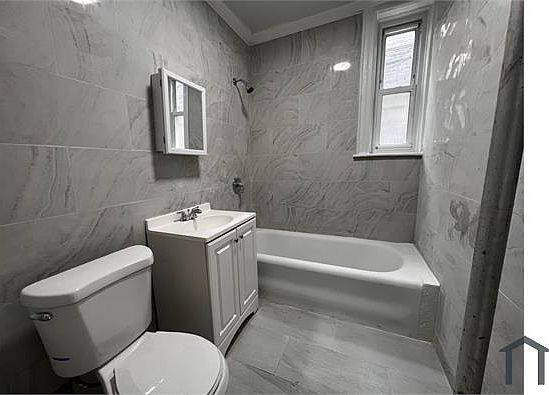 5th image of 959 E 223rd St APT 1