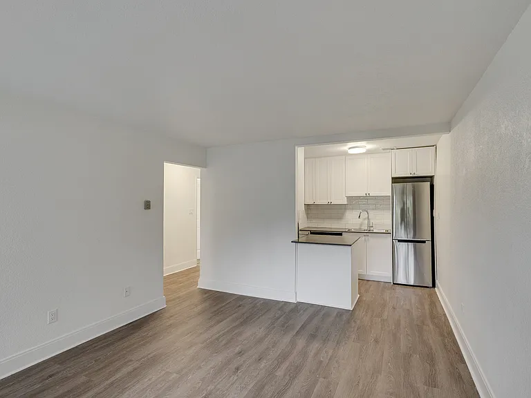 1224 Balmoral Rd #43 — Photo 4