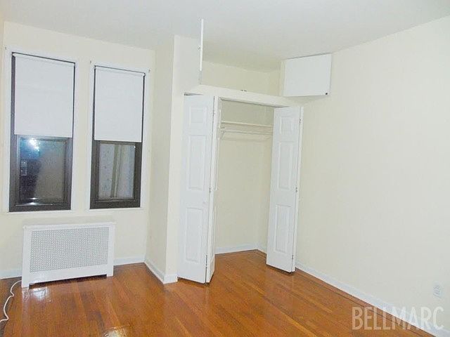 2nd image of 6015 Woodside Ave APT 6D
