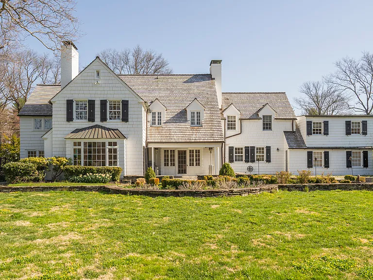 601 Harriton Rd — Photo 54