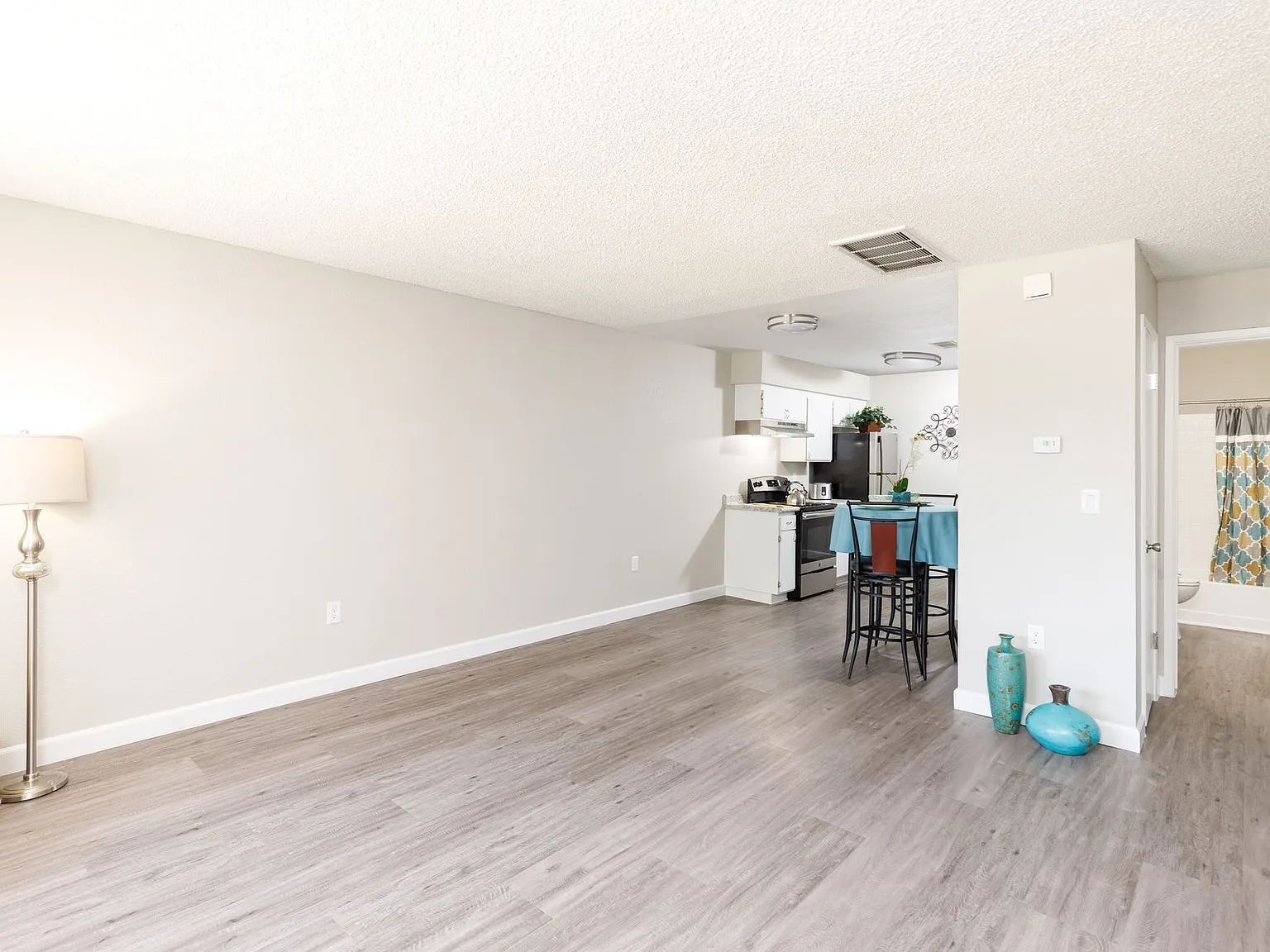The Cooper — Photo 4