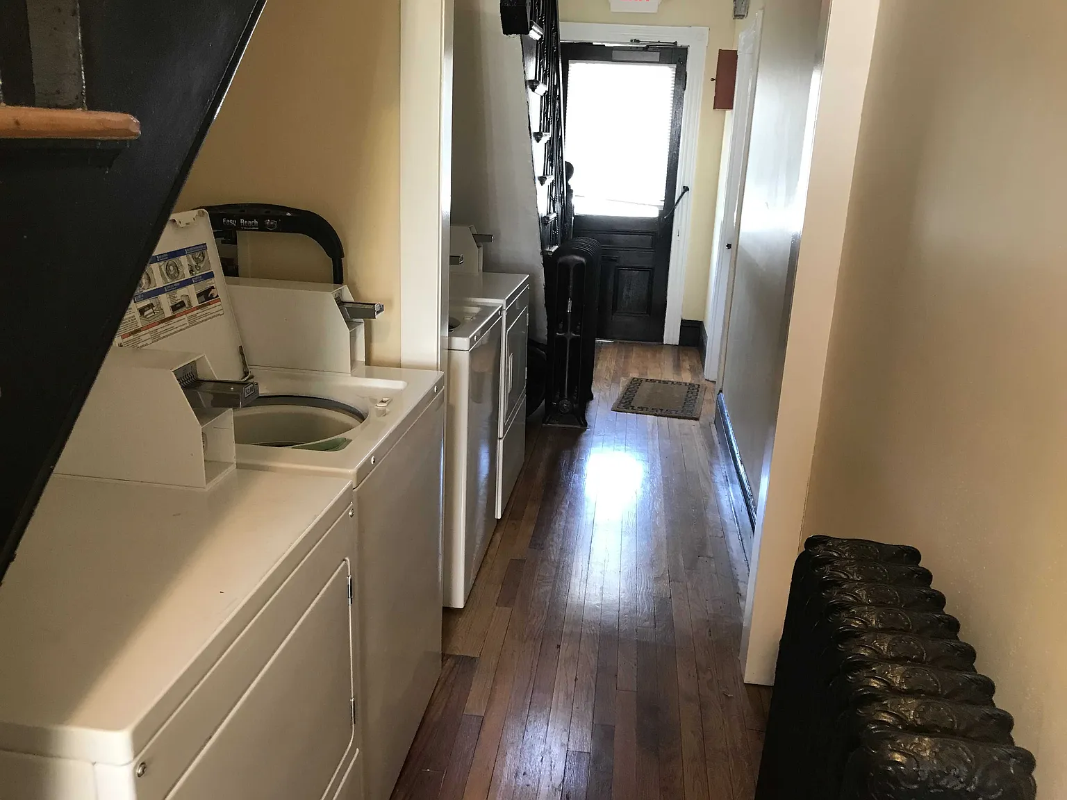 1 bed, $2,350 — Photo 4