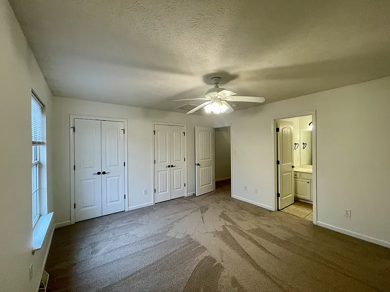 111 Old Tavern Cir #1 — Photo 18