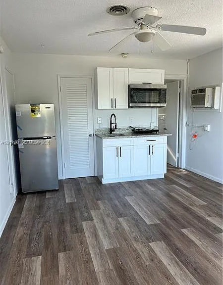 5741 NE 18th Ave #2A — Photo 1