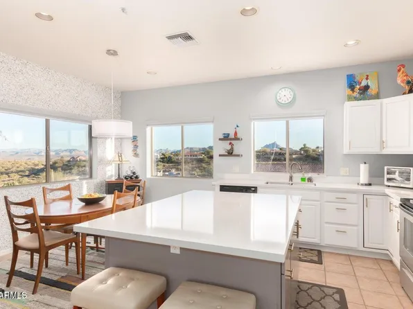 12207 N DESERT SAGE Drive #B, Fountain Hills, AZ 85268