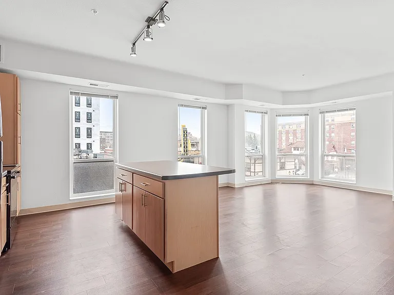 Fourth Street Co-op Apartments — Photo 67
