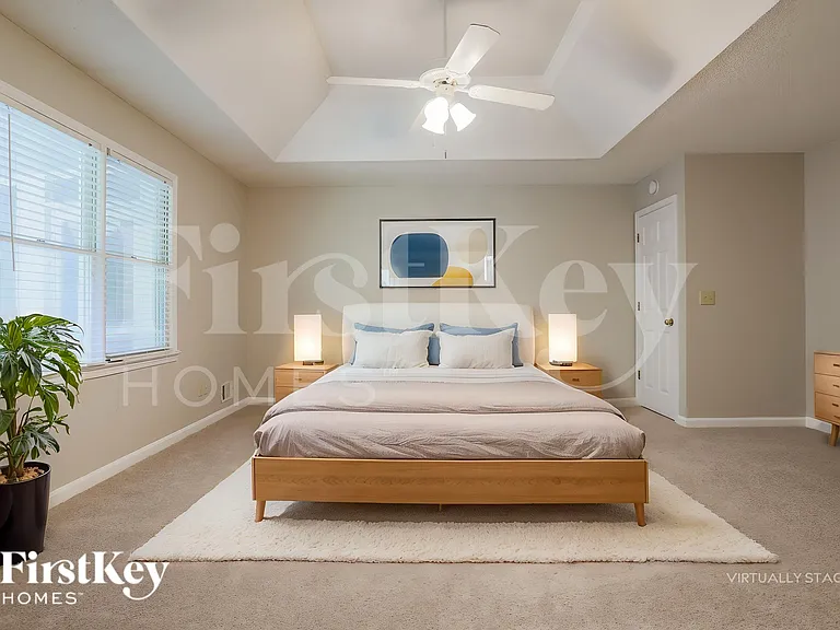 226 David Larsen Dr — Photo 9