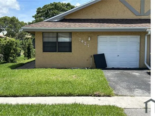 7427 SW 11th Ct, Pompano Beach, FL 33068
