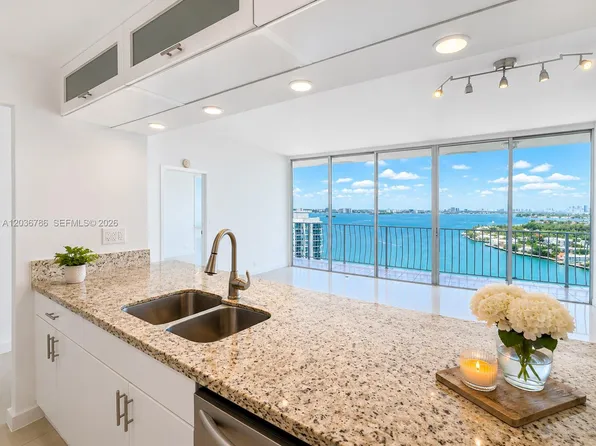 7601 E Treasure Dr, North Bay Village, FL