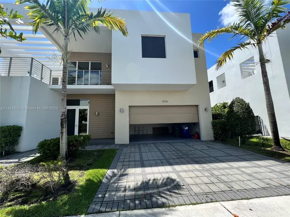 10128 NW 74th Ter, Doral, FL 33178