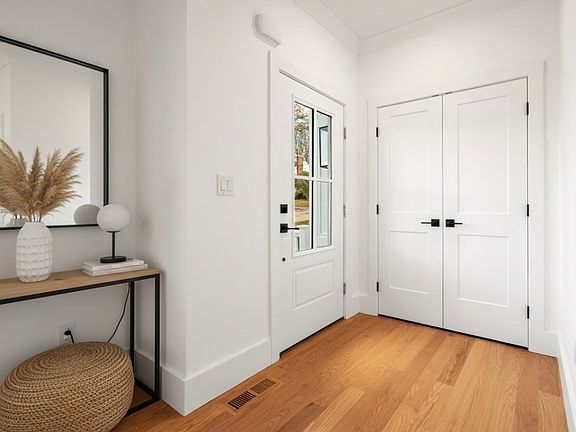 4th image of 23-A Ward St