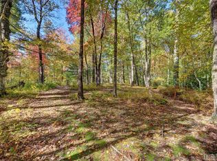 Wade Rd, Cashiers, NC 28717