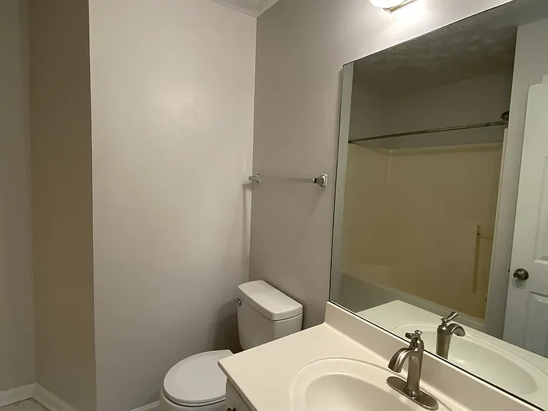 5600 Sugar Crossing Dr — Photo 11