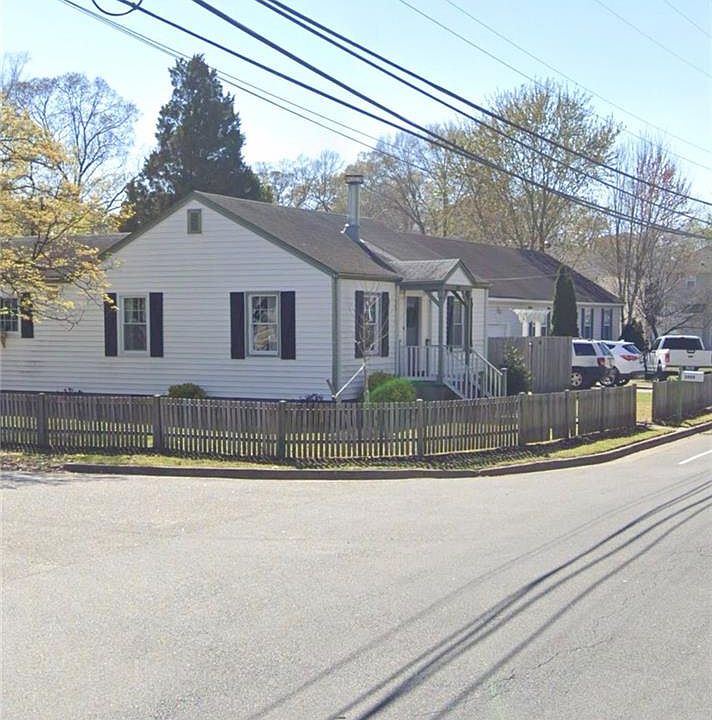 1st image of 3909 Rokeby Ave