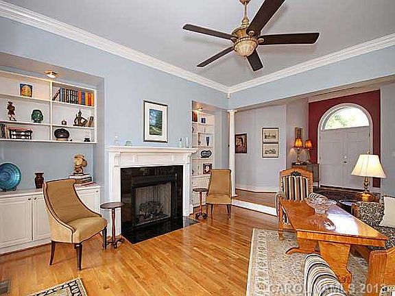 2nd image of 8056 Waterford Dr