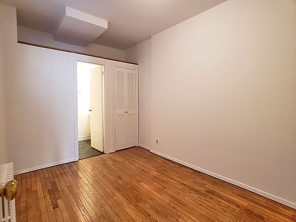 4th image of 229 E 96th St APT 4RE