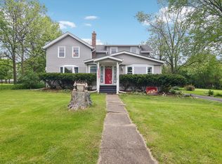 239 W Exchange St, Crete, IL 60417