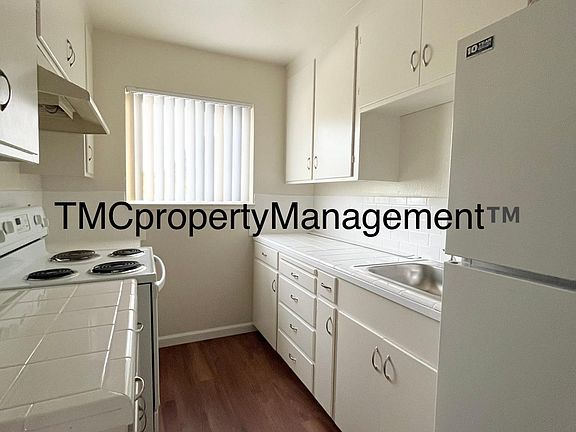 3rd image of 1007 Willow St APT 13