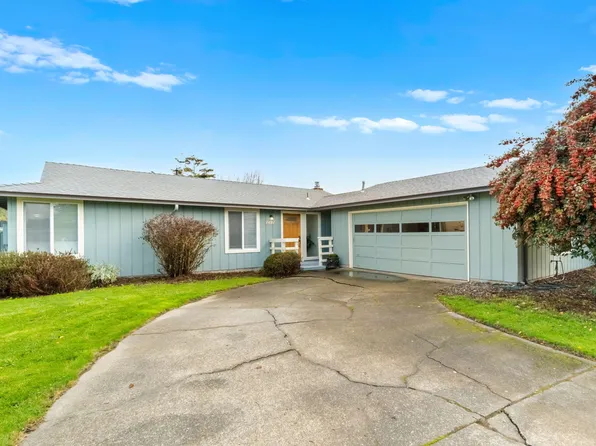 3212 Zelia Ct, Arcata, CA 95521