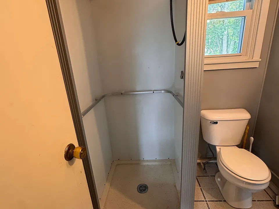 72 Seminary Street Ext #2
