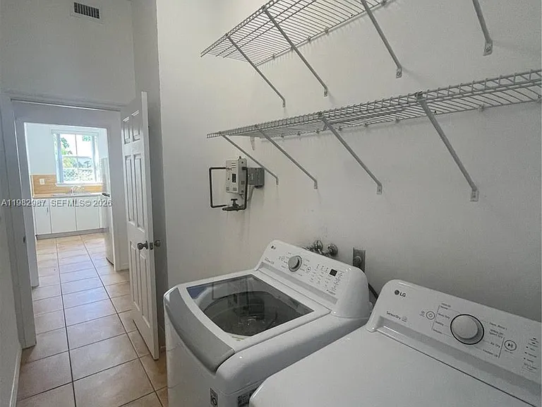 3421 SW 25th St #1 — Photo 19