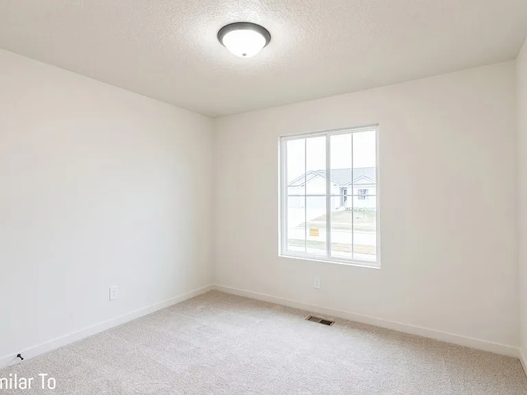 2822 20th St SW — Photo 11