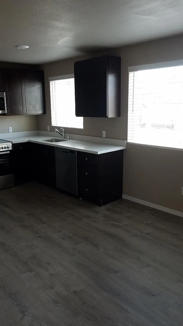 Brand New One Bedroom Apartment Homes — Photo 3