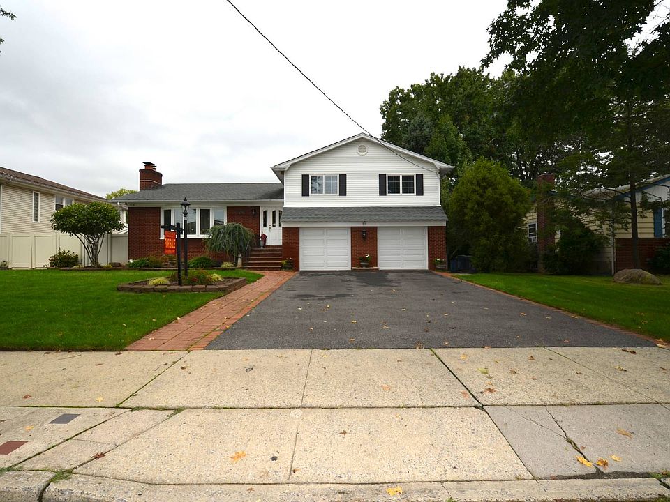 1st image of 181 Sommer Ave