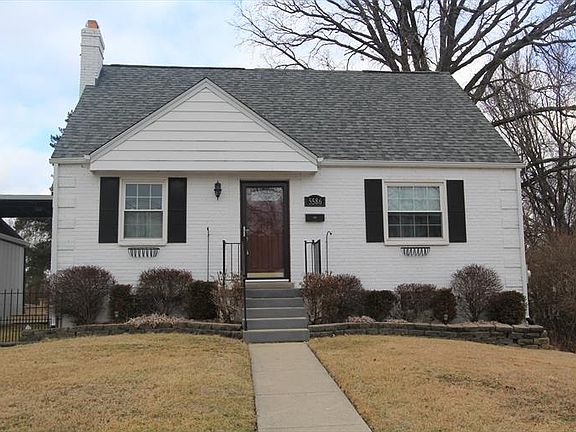 2nd image of 5586 Raceview Ave