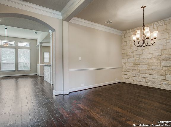 4th image of 24203 Artisan Gate